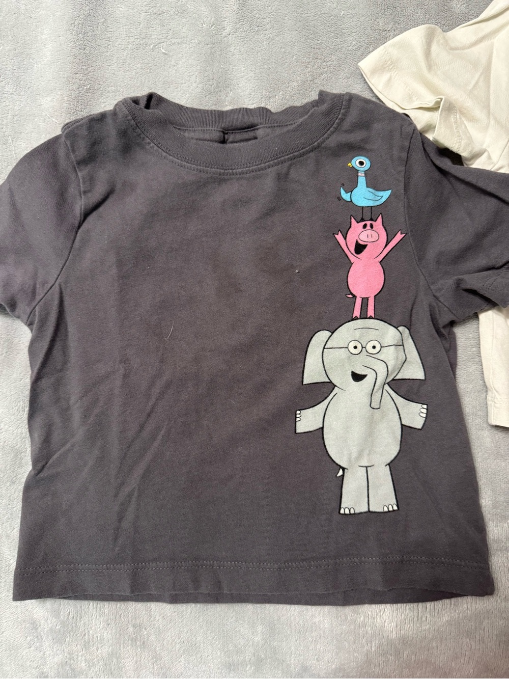Hanna Andersson Elephant & Piggie T-Shirts Size2 - Picture 3 of 8